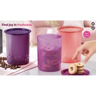 @ Tupperware polka dot one touch canister 1.25 (1) Tupperware one touch canister 1.25L tupperware ot