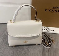 🎀順豐包郵 全新 💙Coach Mini Tilly 斜孭袋 皮革｜Color 白色💙收據配件全齊適合送禮 嚴格檢測貨品絕對完美 限順豐發貨交面勿擾 自用 禮物 送朋友