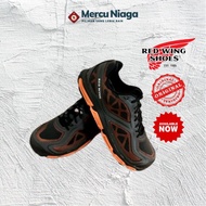 RED WING 6338 ATHLETIC SAFETY SHOES