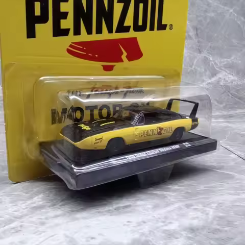 M2 1:64 1969 Dodge Charger Daytona Die-cast Car Model