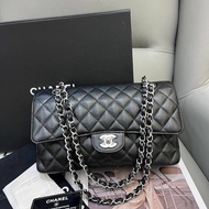 閒置新 香奈兒/Chanel  黑銀CF中號鏈條包