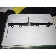 YAMAHA YZF1000 R1 (14B)Gas Fuel Injector Rail 2008 ( I 4)