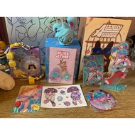 Pre Loved/Like New Alien Stage Official Merch