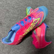 Kasut Bola Sepak Lelaki, Kasut Bola Sepak Wanita Berpaku, Kasut Latihan di Rumput, Kasut Bola Sepak 