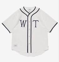 WTAPS 白色棒球短袖外套
