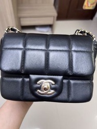閑置品極罕黑色 Chanel 冰格方胖 mini flap《割價》