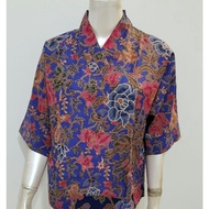 ( Ready Stock) SW0088KK Batik Ladies Blouse Batik poncho Perempuan Batik Baju Kelawar Blouse Batik M