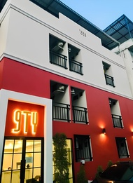 9TY Hotel (Ninety Hotel)