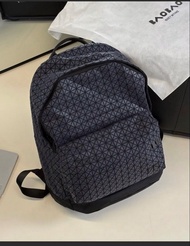 Issey Miyake Kuro Daypack 三宅一生菱格背包 $150