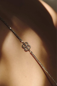 PRIME ACCESSORY CRYSTAL CHAIN