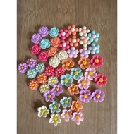RM4.50/50 pieces : TF-782 - Resin - Bunga - Flower - 1.3 cm to 1.5 cm