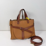 Loewe 羅意威 gate top handle 大號 焦糖色