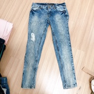 Forward: Low-Waist Jeans