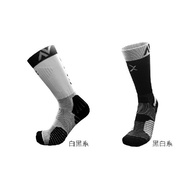 EGXtech Long Tube P84I Bandage Functional Professional Basketball Socks (Black White/White Black)