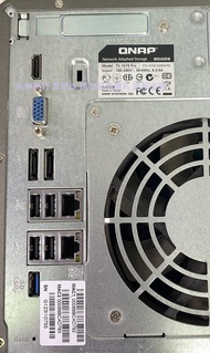 二手QNAP TS-1079 Pro 10Bays NAS(上電有反應接HDMI有輸出如圖片三但硬碟無反應當銷帳零件品