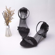 Giày cao gót vuông 5p quai nhung dún bèo SD70