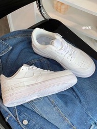 全新 Nike sneakers男女情侶款悠閒鞋波鞋運動鞋休閒鞋鞋子sport shoes sportty wearing出街返工返學輕便舒服鞋生日禮物送禮節日禮物birthday gifts 輕跑鞋
