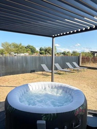Maison entiere jacuzzi reception ouverte 7 7j et 24 24h