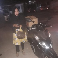 Kredit Motor Honda Beat CBS ISS Deluxe Black - Jabodetabek