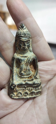 พระหูยาน กรุลพบุรี เนื้อชินตะกั่วสนิมแดง เก่าเก็บ