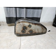 Custom tank honda cb200