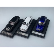 Street Weapon 1: 64 Rolls-Royce Phantom 7th Generation Phantom VII Alloy Car Model Black White Blue 