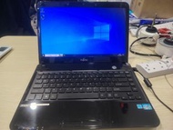 Fujitsu LIFEBOOK L 系列筆記型電腦