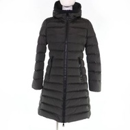 MONCLER TALEVE 標誌貼片連帽拉鍊皮質羽絨服，卡其色，2 碼，正品，女款，成色極佳。