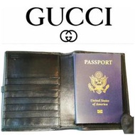 近新GUCCI (2件組)古馳多功能 皮夾+護照夾 短夾 7卡 證件夾 黑色 柔軟小牛皮長夾㊣