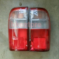 TOYOTA Hilux SR LN166 TAIL LAMP ASSY