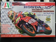 大比例 罕有 Italeri HONDA RC211V VALENCIA 03 MOTOGP VALENTINO ROSSI 1/9