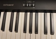 Roland FP-18 電子琴 連架（可談）