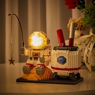 [SG STOCKS] Fun Nano Astronaut Lamp/LED Nano Building Block/DIY Spaceman Nano Blocks