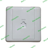 Outlet Data CAT6 Hager XT9607 / Stopkontak Data Cat 6 Hager CAT-6