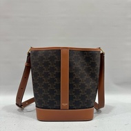 Celine 191442 老花凱旋門金釦水桶包TRIOMPHE BUCKET