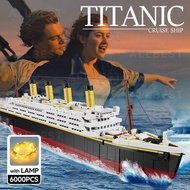 Titanic ship toys 6000 pcs /Mini Bricks Model Titanic Cruise Ship Model Boa/ Paris Eiffel Titanic Cr