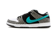Nike Men's SB Dunk Low Pro Elephant, Medium Grey/Black/White/Clear, 8.5