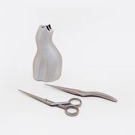 【珍藏藝品】早期古件-德國鋁製雕塑雙刀座事務組合 | HYN