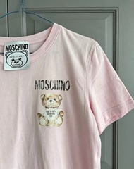 超可愛！正版Moschino baby pink 粉紅色T恤 植絨啤啤熊 Flocked Teddy bear. size 38 ～M ⚠️仲有其他款閒置正版Moschino Tee 不同款式 質感無