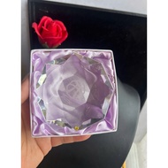 Comes with a heavy transparent crystal plate box, diameter 8 cm, thickness 23 mm, concave inside to 