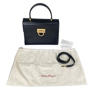 Salvatore Ferragamo 兩用肩背包/手提包，Gancini 設計。
Salvatore Ferragamo黑 [二手]