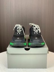 Balenciaga巴黎世家 Triple S老爹鞋 女款 黑綠