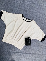 Baju Atasan Wanita Preloved / Thrift Import Murah Pakaian Wanita