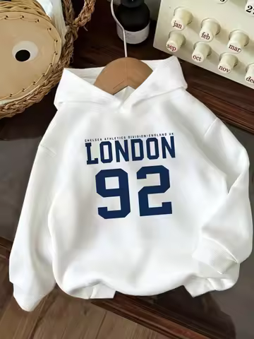 This children's casual hoodie featuresthenumber92andletterpatternsIt's warm comfortableandsuitablefo