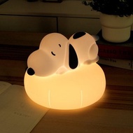 Peanuts史努比拍拍燈 慵懶趴著 Snoopy 夜燈