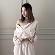 LATEST TRENDS Crop zip-up jacket