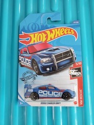 [另有白色可供選擇]全新風火輪藍色道奇"charger drift"經典合金模型玩具警車 hotwheels blue color dodge charger drift diecast classi