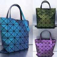 Issey Miyake New Geometric Diamond Fluorescent Same Shoulder Handbag Diamond Stacked Six Plaid Tote Bag