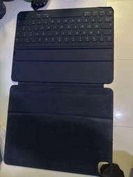 Apple iPad Pro 12.9 inch Smart Keyboard Folio