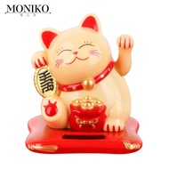 MONIKO แมวกวัก แมวกวักนำโชค แมวญี่ปุ่น พลังงานแสงอาทิตย์ แมวนำโชค น่ารัก แต่งบ้าน โต๊ะทำงาน หน้ารถ ของขวัญ เสริมฮวงจุ้ย